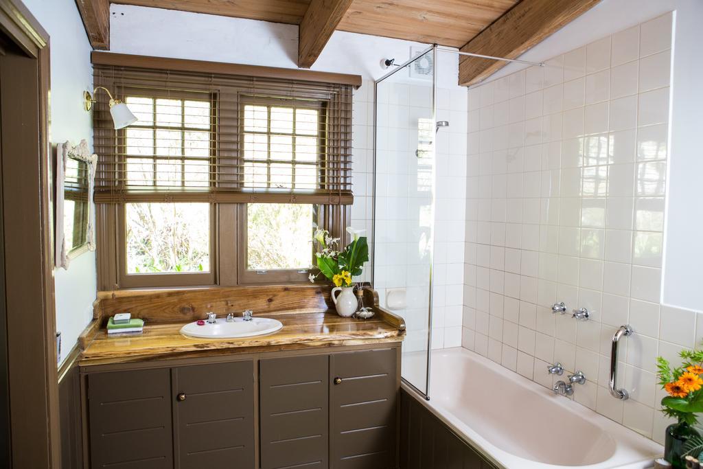 Buttercup Hill Bed & Breakfast Уорбъртън Стая снимка